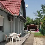 Apartment 4 Lurko Apartman Uj *