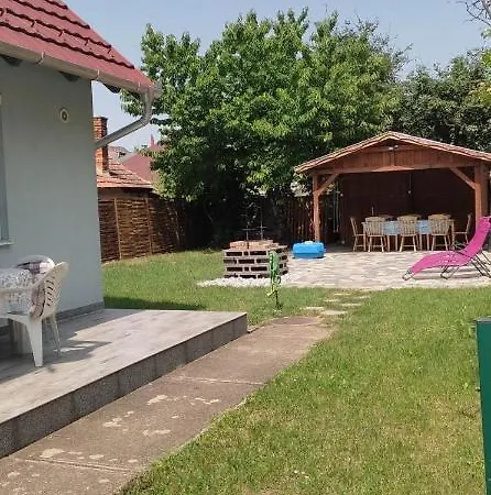 4 Lurko Apartman Uj *
